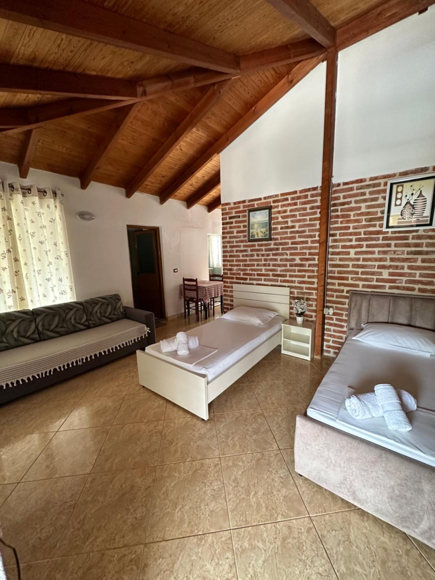 Villa Katalina Ксамил Экстерьер фото